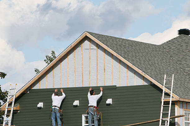 Professional Emergency Siding Repair technician working in Glenville, PA